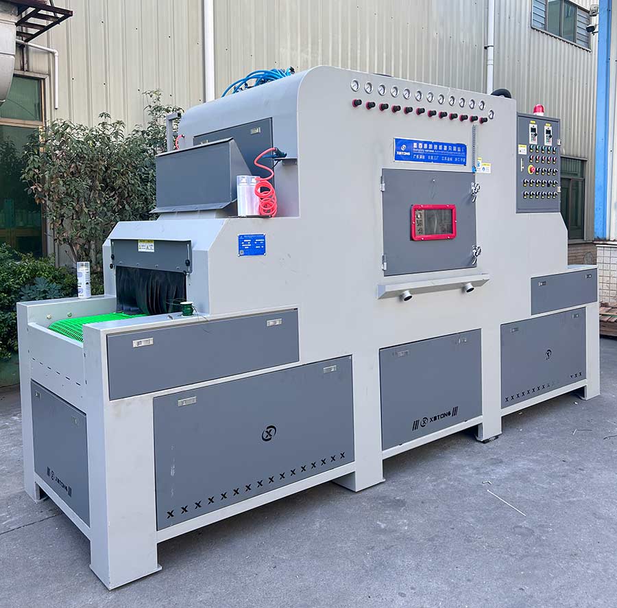 深圳百超機(jī)械輸送式自動(dòng)噴砂機(jī)